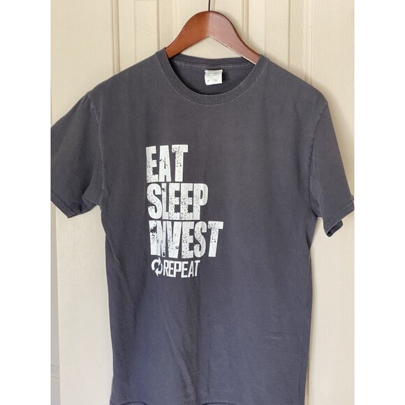 Eat Sleep Invest Repeat Gray S/S T-Shirt Men's Size M Graphic Tee Fruit Of Loom - Picture 7 of 10
